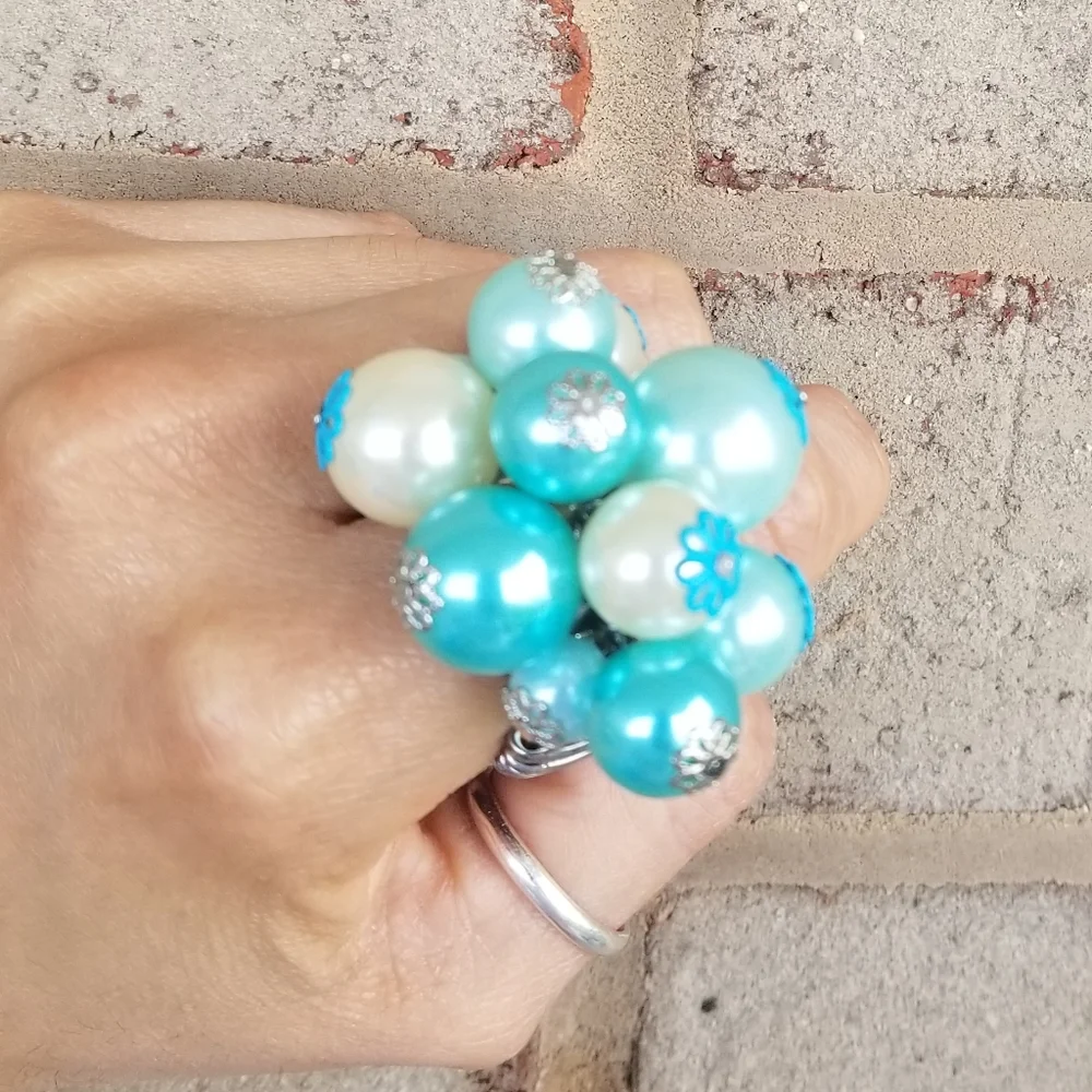 Blue Pearl Cluster Statement Ring Chunky Beaded Stretch Ring